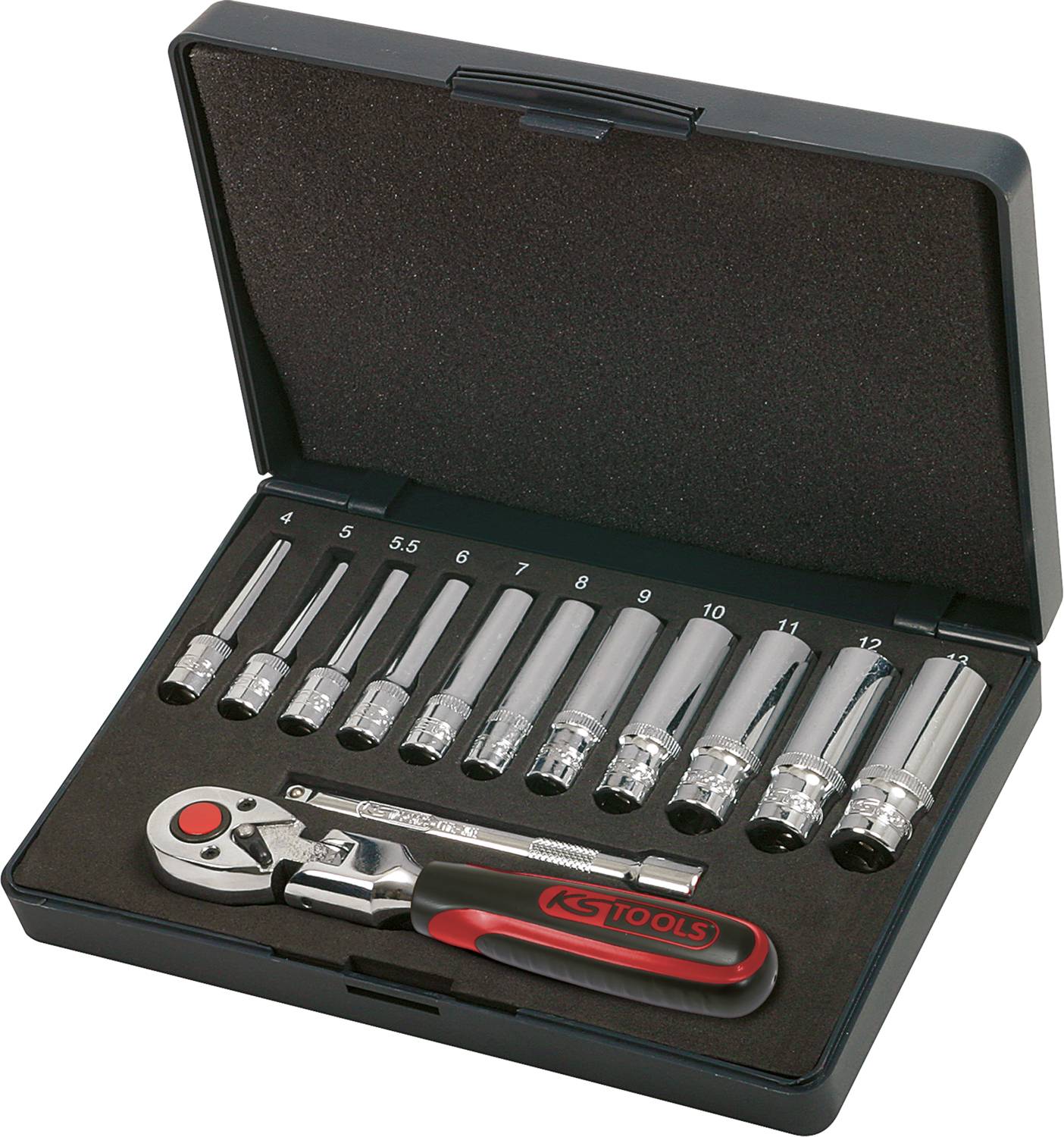 Ein offener Werkzeugkasten mit diversen Aufsätzen und einer Ratsche, beschriftet mit 'KS TOOLS'.