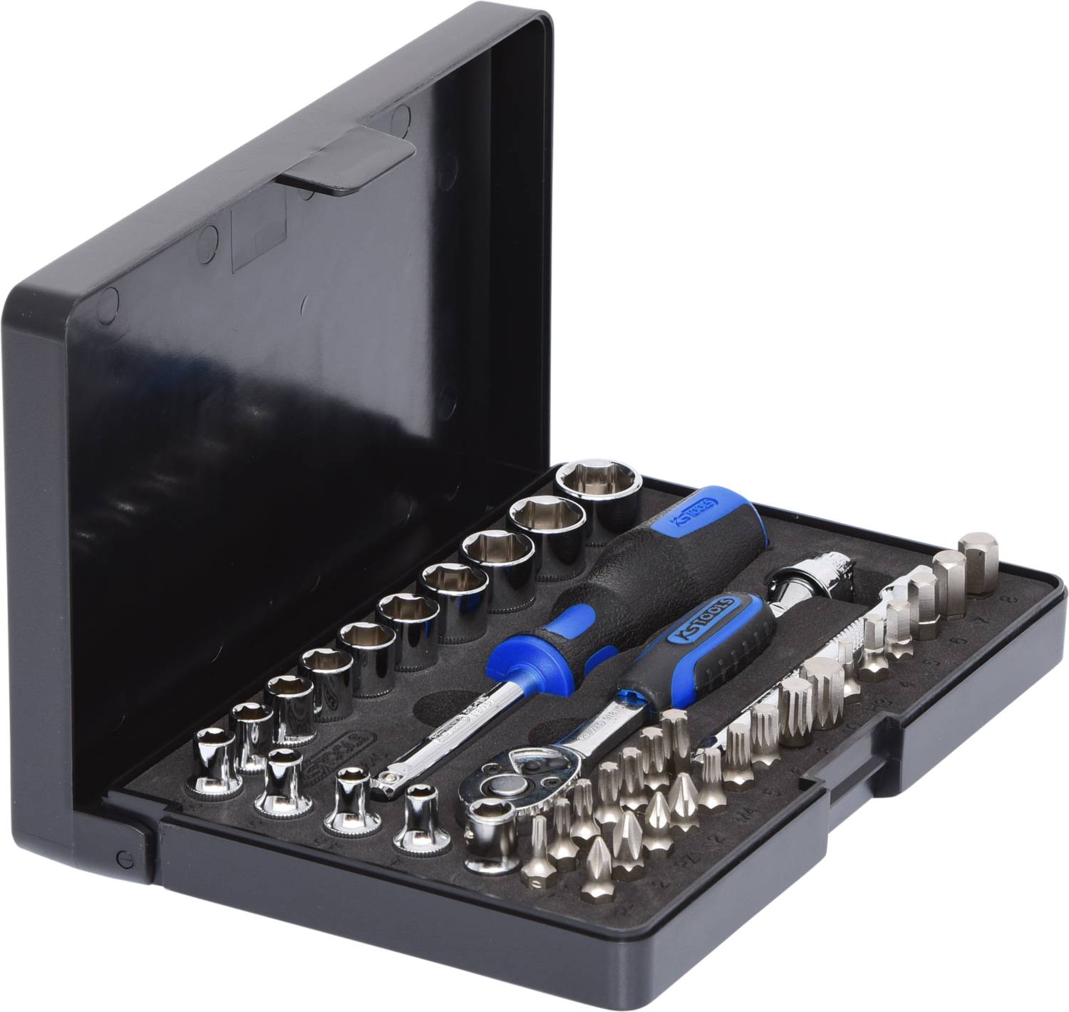 Ein offenes, schwarzes Werkzeug-Set mit Schraubendrehern, Nüssen und Bits in einem Kunststoffkoffer.