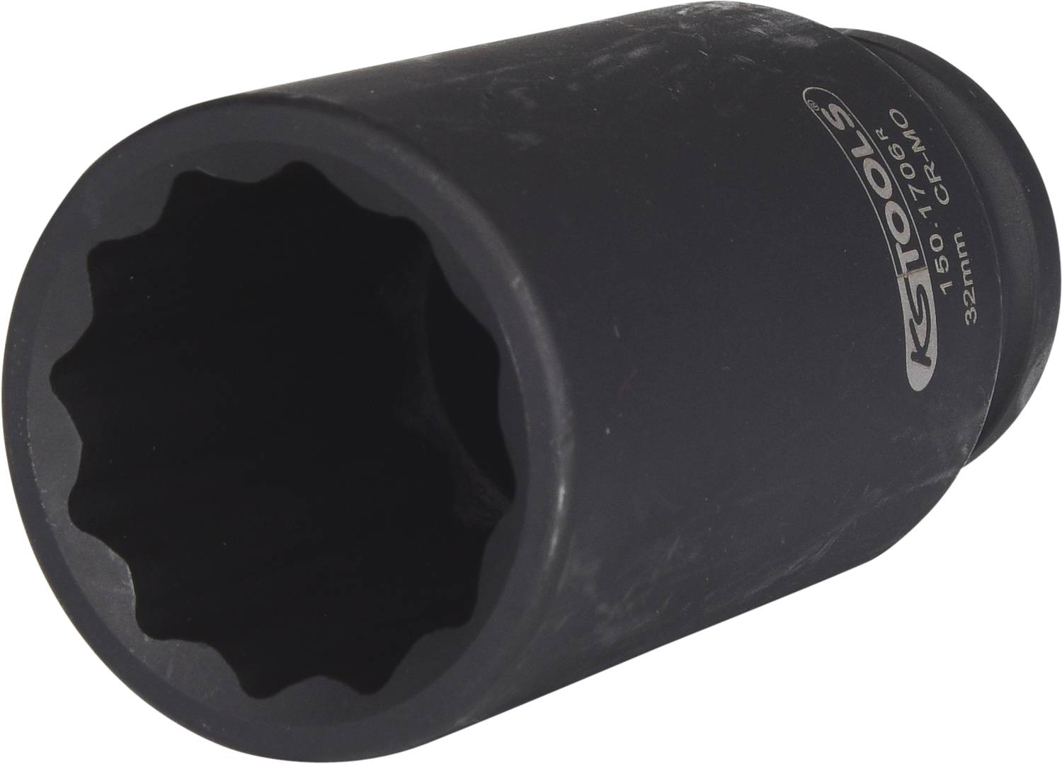 Grosser schwarzer Steckschlüsseleinsatz für Schraubenschlüssel, 32 mm, mit geriffelter Innenkante.