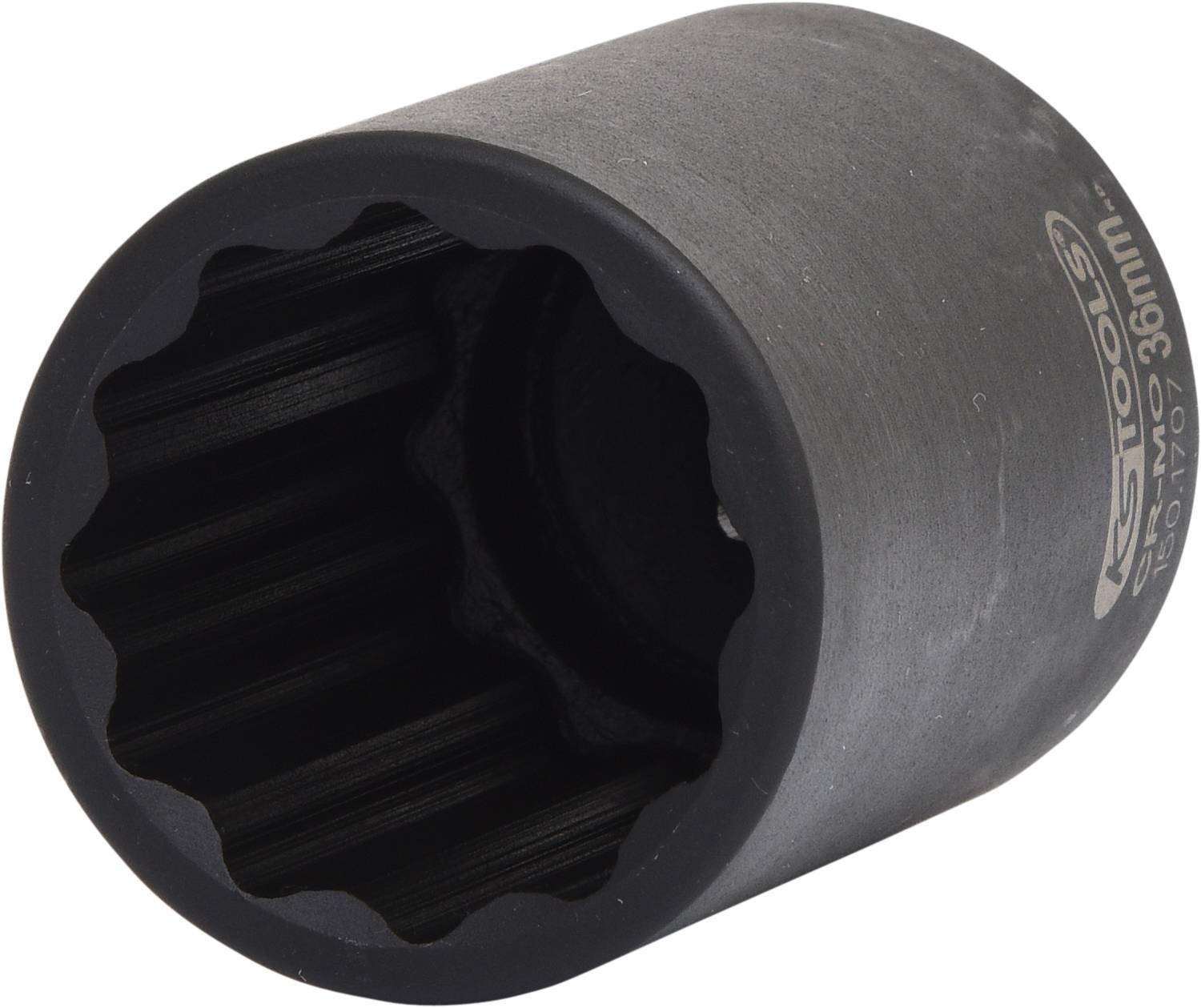 Schwarze Stecknuss mit geriffeltem Innenraum und seitlicher Beschriftung '30mm'. Werkzeug für Muttern und Schrauben.