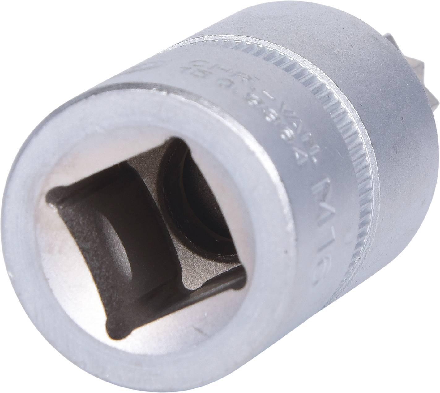 Steckschlüsselaufsatz in Silber, quadratische Öffnung, markiert mit 'M16', für mechanische Anwendungen.