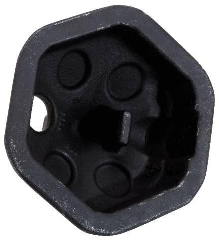 Ein schwarzer, sechseckiger Steckschlüsselaufsatz, der in Werkstätten zum Lösen oder Festziehen von Muttern und Bolzen verwendet wird.