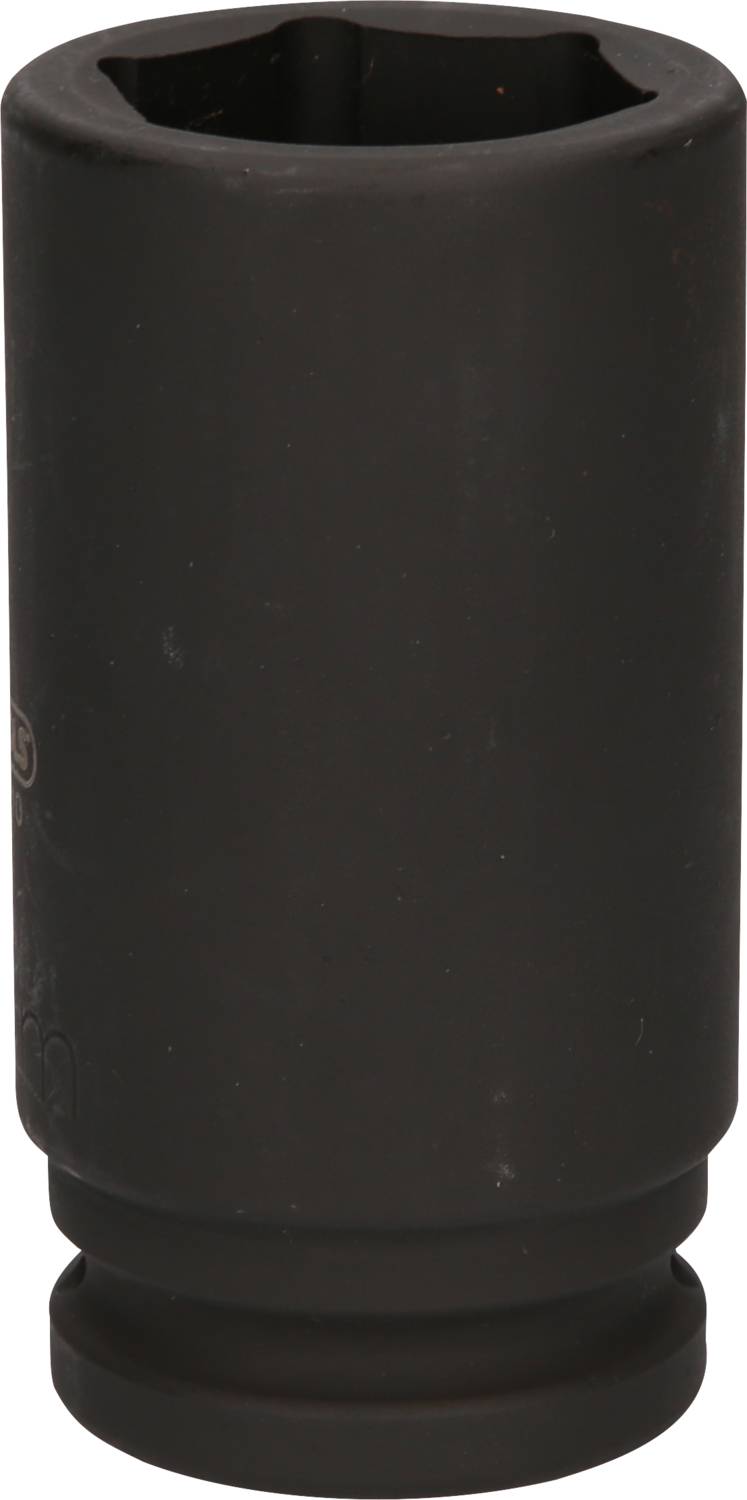 Eine einzelne, schwarze Stecknuss aus Metall, die für den Einsatz mit einer Ratsche oder einem elektrischen Schlagschrauber geeignet ist.