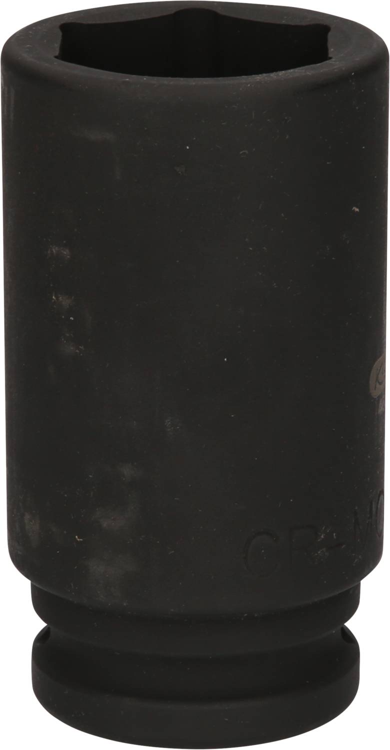 Schwarze Stecknuss aus Metall, zylindrisch geformt, verwendet für Mechanik- und Reparaturarbeiten, vor weißem Hintergrund.