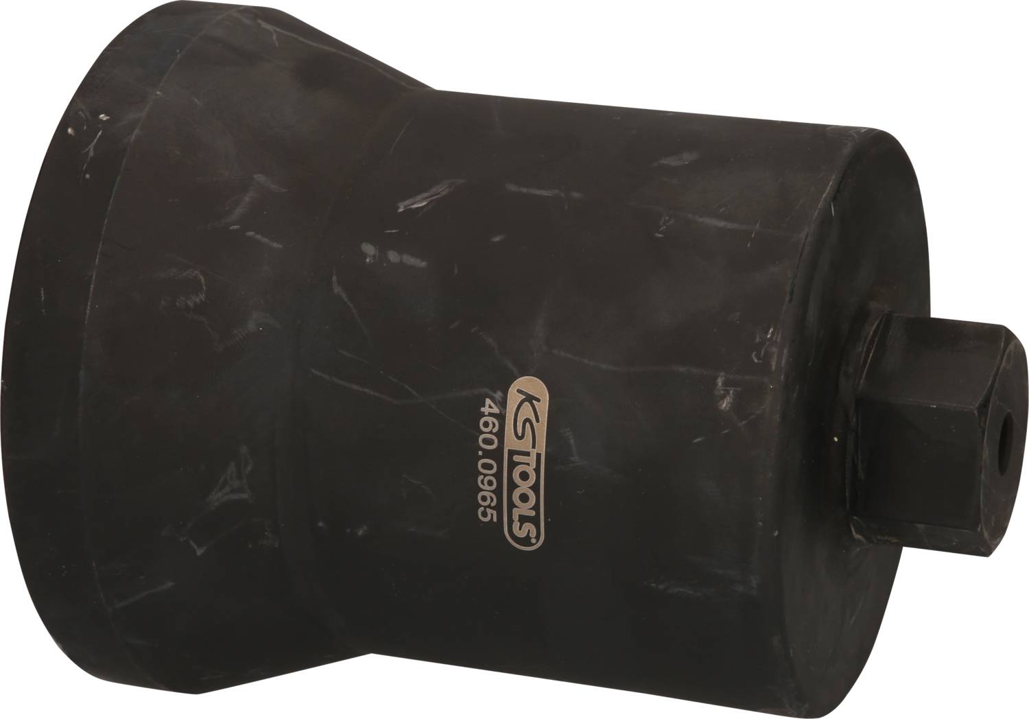 Großer schwarzer Steckschlüsselaufsatz aus Metall mit dem Aufdruck 'KG TOOLS 460.0965', geeignet für die Montage von Fahrzeugrädern.