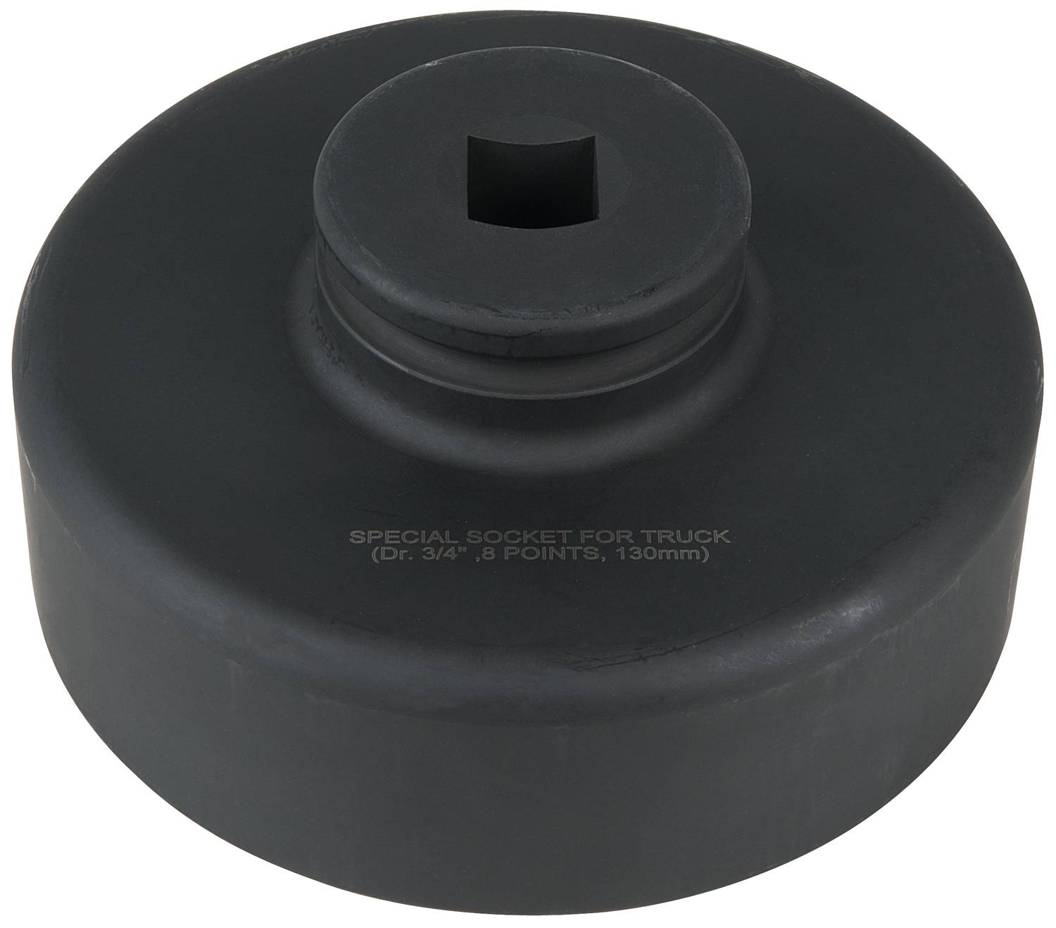 Eine schwarze, runde Spezial-Stecknuss mit quadratischer Öffnung, beschriftet mit 'Special Socket for Truck' (Dr. 3/4