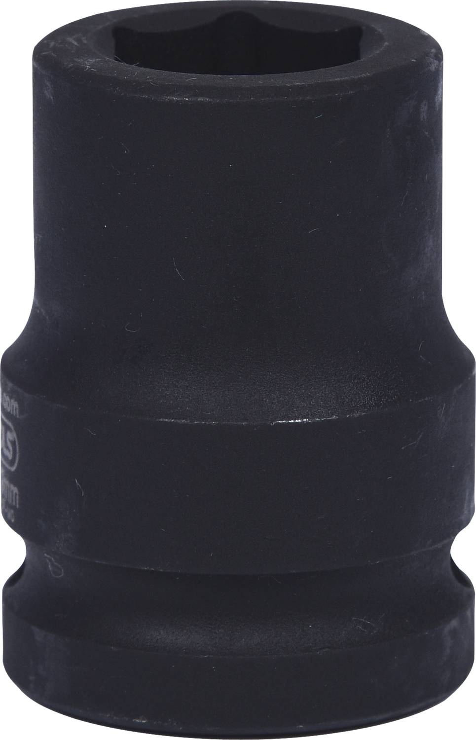 Eine schwarze Sechskant-Stecknuss aus Metall, meist zur Verwendung mit einem Steckschlüssel geeignet, auf weißem Hintergrund.