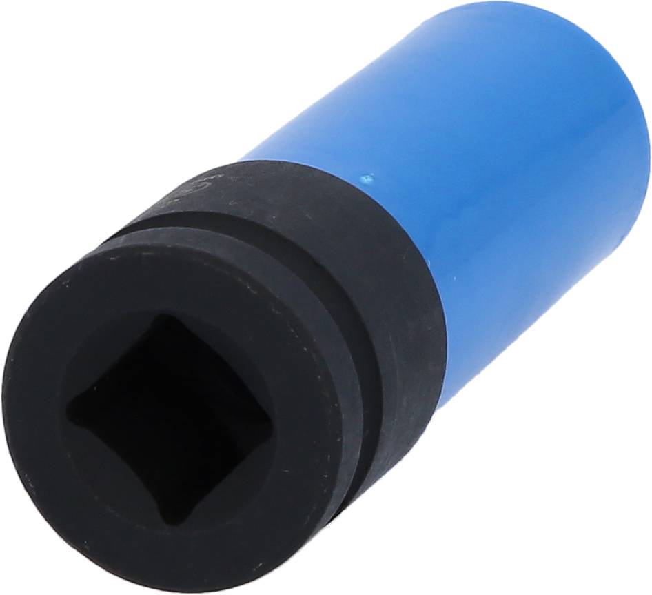 Ein blaues Stecknusswerkzeug mit schwarzer Gummibeschichtung wird leicht von der Seite betrachtet.