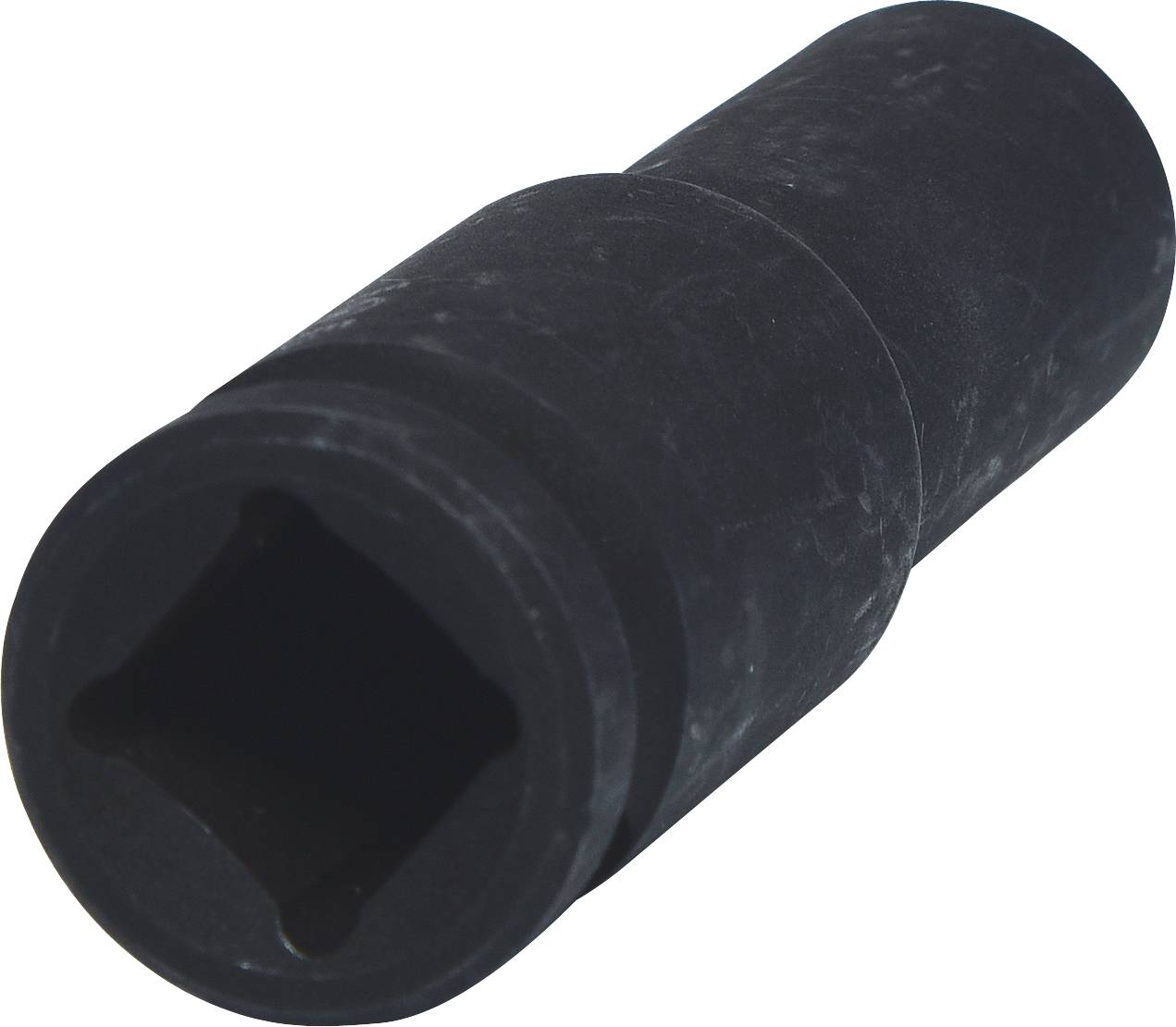 Eine schwarze Stecknuss in zylindrischer Form, speziell für den Einsatz mit Schlagschraubern konzipiert, wird angezeigt.