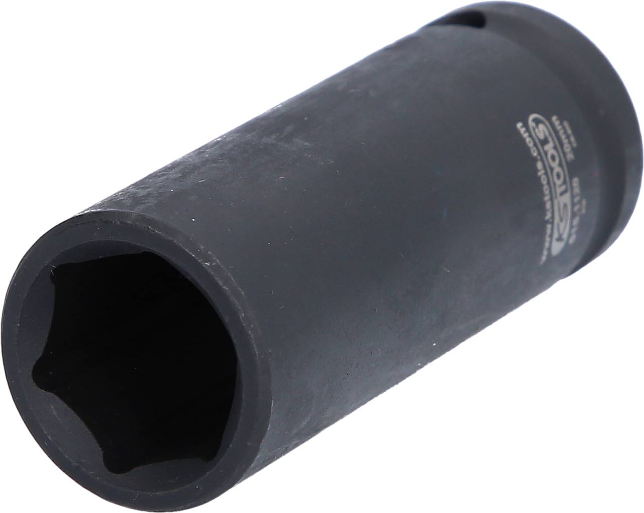 Eine schwarze, sechseckige Stecknuss aus Metall. Sie wird für das Anziehen oder Lösen von Schrauben mit einem passenden Schraubenschlüssel verwendet.