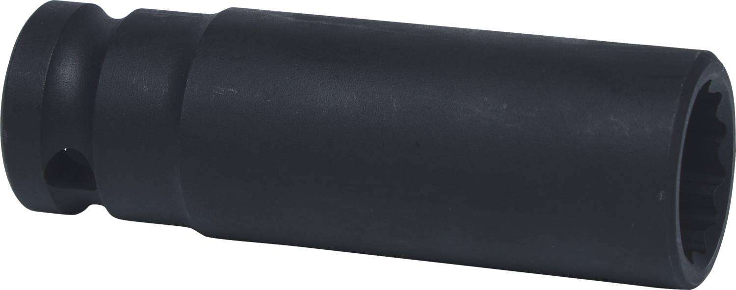 Ein schwarzer, zylindrischer Metallaufsatz, möglicherweise ein Werkzeug wie ein Schraubenschlüsselaufsatz, vor einem weißen Hintergrund.