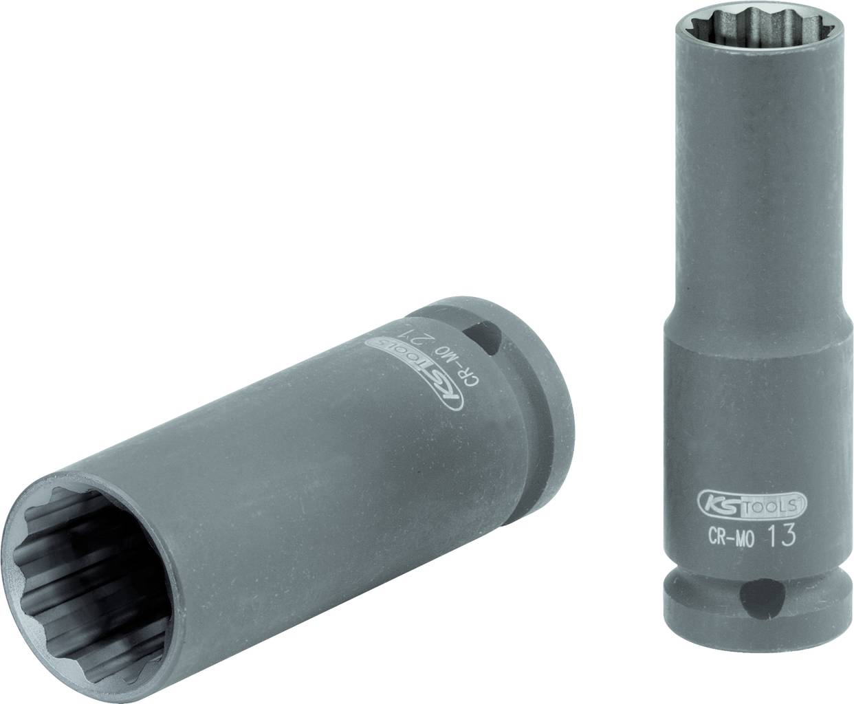 Zwei Stecknüsse aus Stahl, eine liegend, die andere stehend, mit der Aufschrift 'KS TOOLS CR-MO 13'.