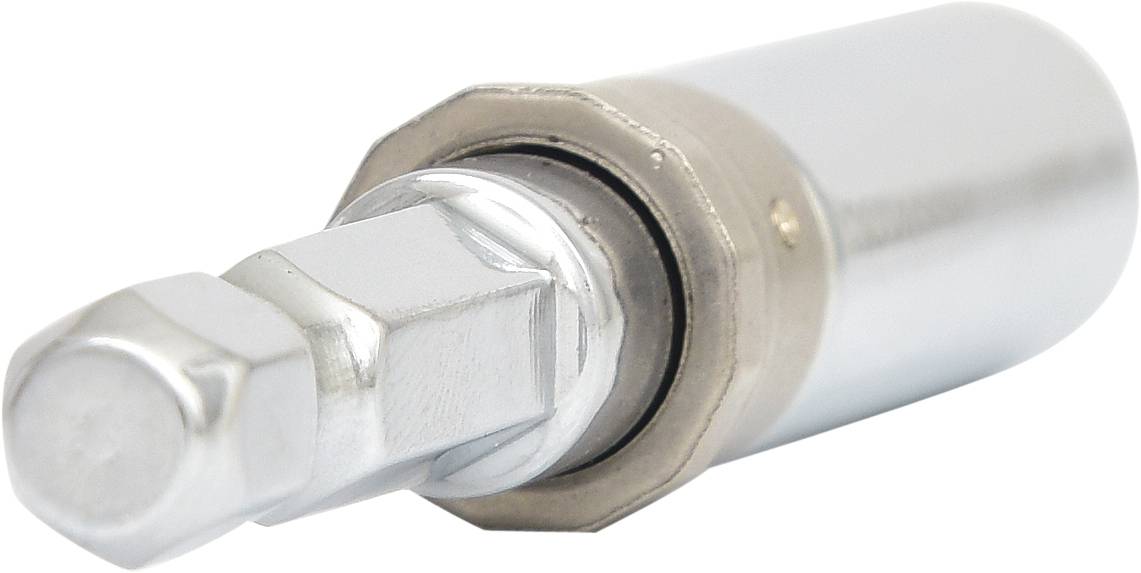 Ein silberner Steckschlüsseladapter, der zur Verbindung von Werkzeugen verwendet wird, in Nahaufnahmeansicht.