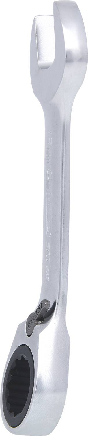 Ein silberner Ratschen-Schlüssel mit offenem Ende und einem runden Ring an der anderen Seite, geeignet für Schrauben und Muttern.