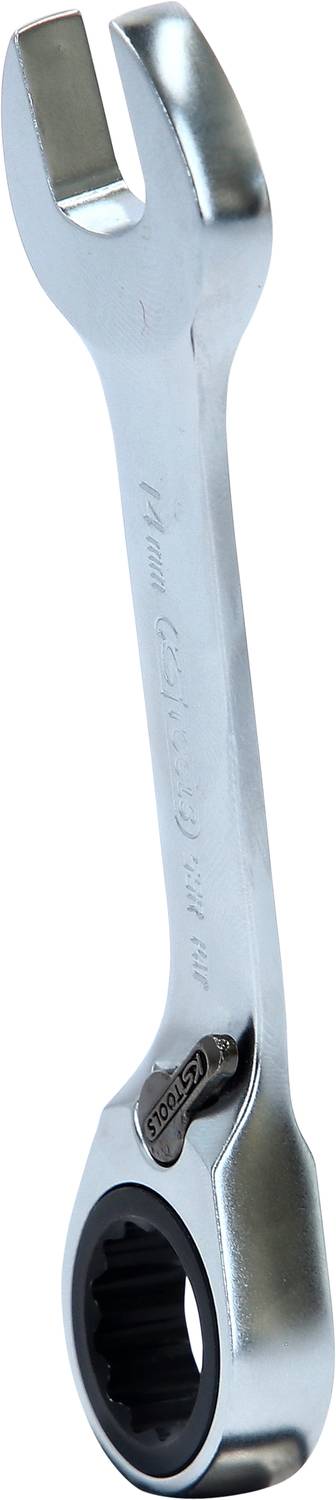 Ein silberner Maulschlüssel mit Ratschenfunktion, geeignet für 14 mm Muttern und Schrauben, zeigt robuste und präzise Verarbeitung.