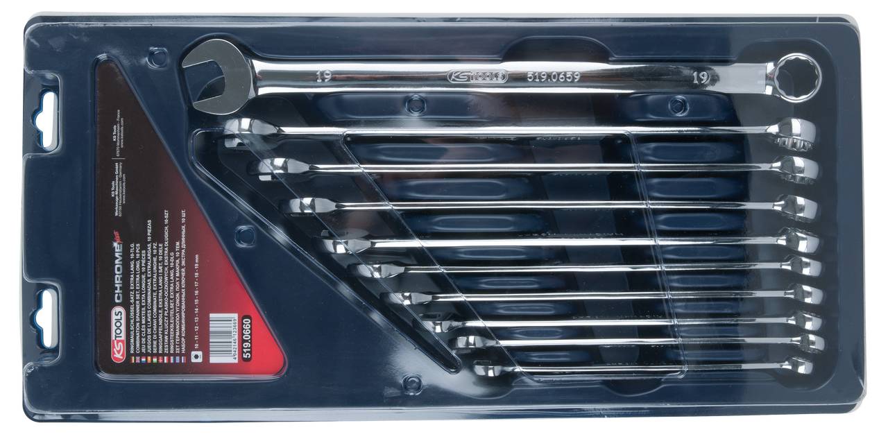 Ein Satz verchromter Maulschlüssel in verschiedenen Größen, sauber angeordnet in einer Blisterverpackung, bereit zum Verkauf.