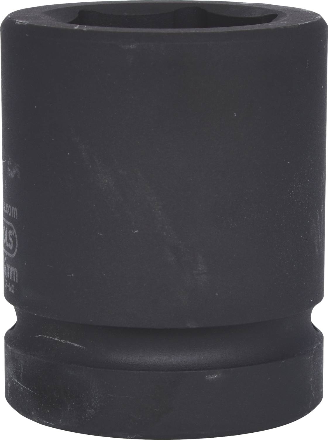 Ein schwarzes, zylindrisches Steckschlüsselelement, meist für mechanische Anwendungen verwendet.