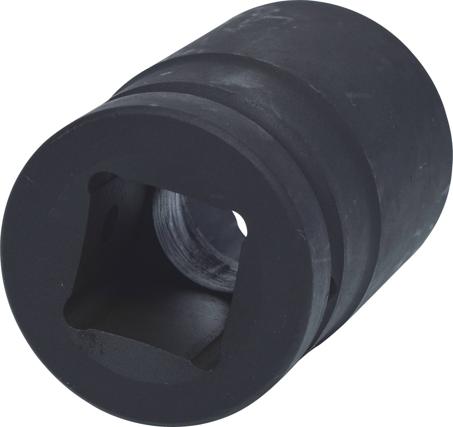 Ein schwarzer, zylindrischer Metalladapter mit quadratischer Öffnung, wahrscheinlich für mechanische oder technische Anwendungen.