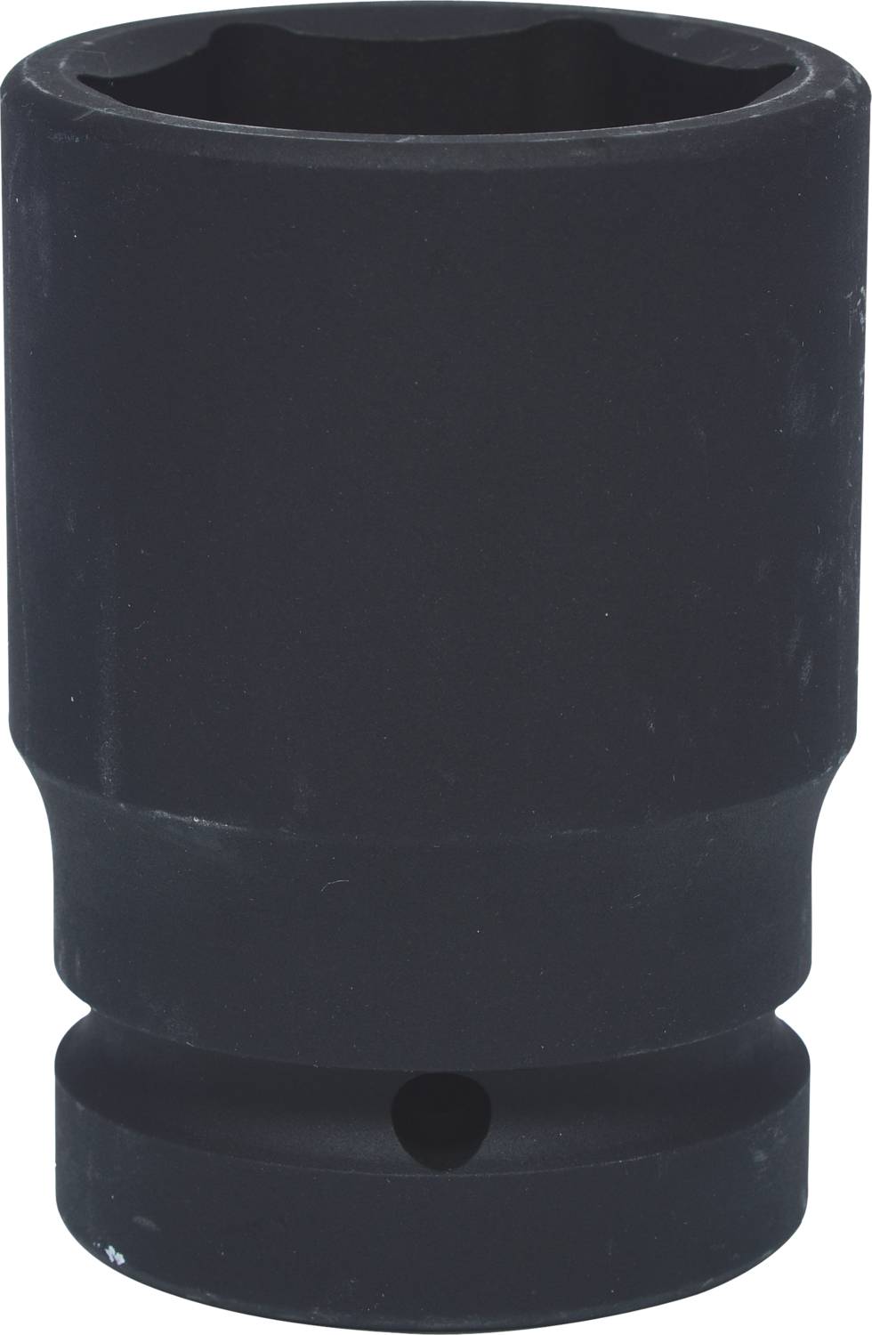 Eine schwarze Schraubenschlüssel-Nuss, zylindrisch und robust, geeignet für hohe Belastungen in der Mechanik oder im Handwerk.