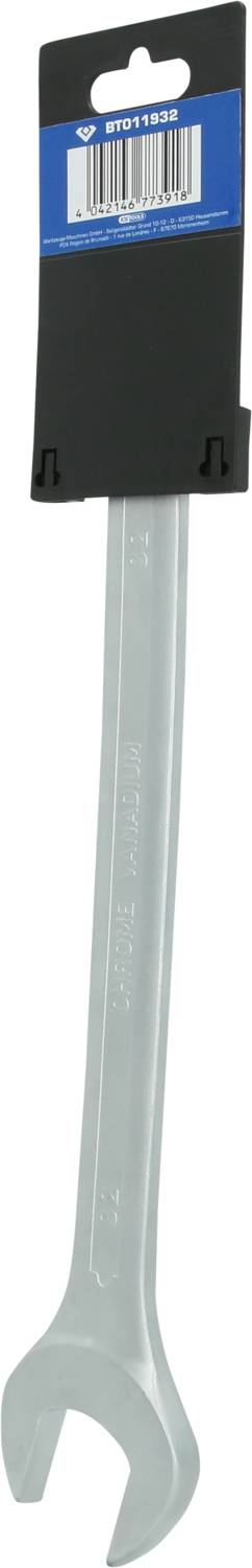 Ein silberner Schraubenschlüssel wird vertikal an einem schwarzen Aufhänger präsentiert.