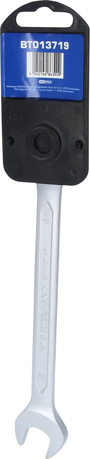 Ein silberner Schraubenschlüssel mit schwarzem Kunststoffaufhänger, auf dem ein Barcode- und Produktnummer 'BT013719' zu sehen ist.