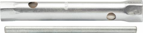 Zwei silberne Werkzeuge aus Metall: Ein Zündkerzenschlüssel mit Löchern und eine Stange, die als Griff dient.