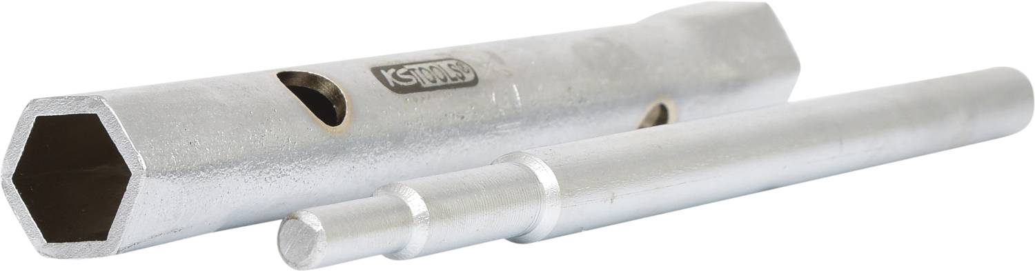 Zwei Metallwerkzeuge, eines hat eine sechseckige Öffnung und das andere ist ein langer, gerader Stab. Sie scheinen robust und funktional.