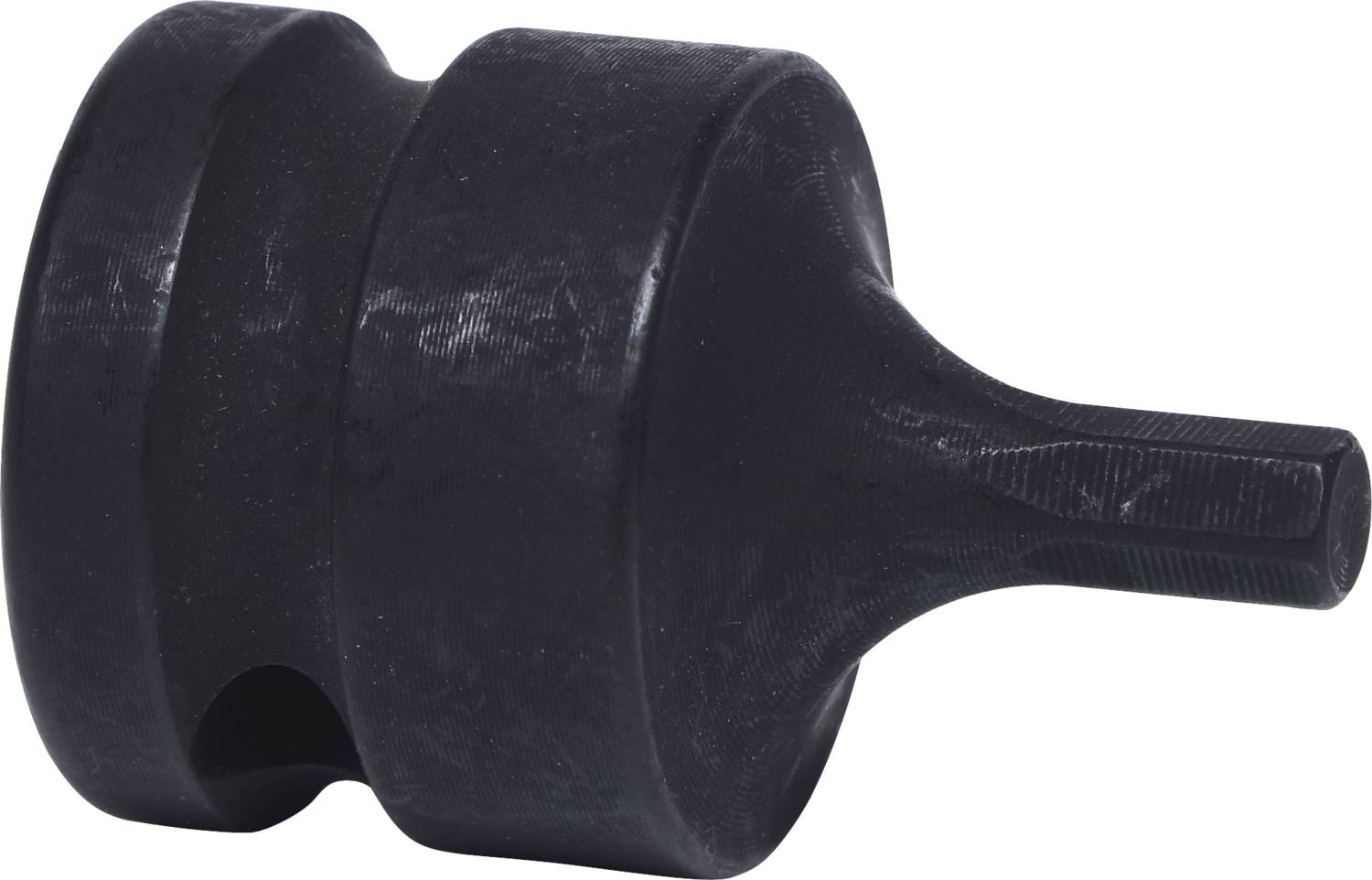 Ein schwarzes Werkzeug mit einer zylindrischen Form und einem sechseckigen Ende. Wahrscheinlich ein Spezialaufsatz für Maschinen.