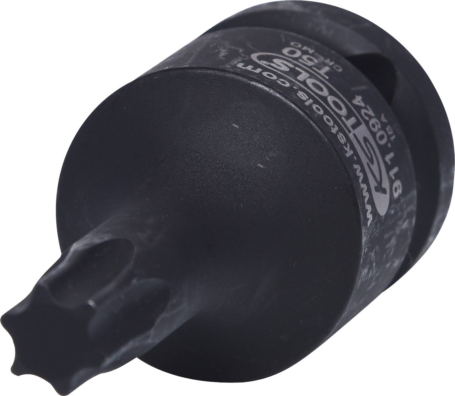 Schwarzes Werkzeug-Aufsatzstück mit sternförmigem Ende, vermutlich Bohr- oder Schraubkomponente. Produkttexte auf der Oberfläche.