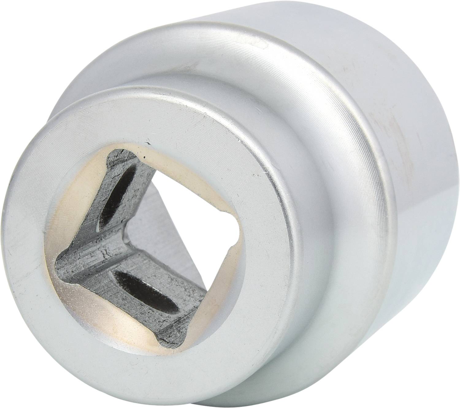 Ein silberfarbenes, runden Werkzeug-Aufsatz mit sechseckiger Öffnung, geeignet zum Lösen von speziellen Schraubverbindungen.