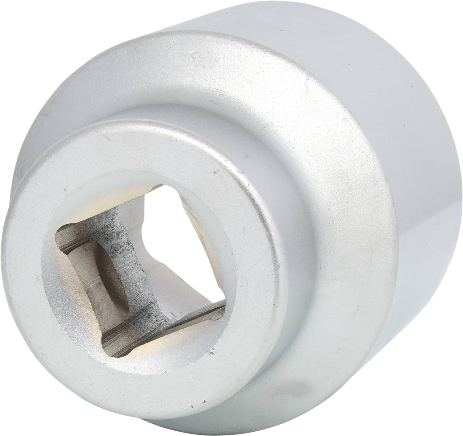 Runder Metallaufsatz mit quadratischer Öffnung in der Mitte, möglicherweise ein Adapter oder Verbindungselement.