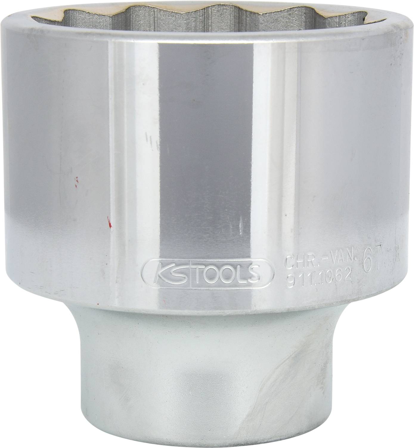 Ein silberner Steckschlüsselaufsatz mit dem Logo und der Beschriftung 'KS TOOLS', geeignet für Arbeiten an Maschinen oder Fahrzeugen.