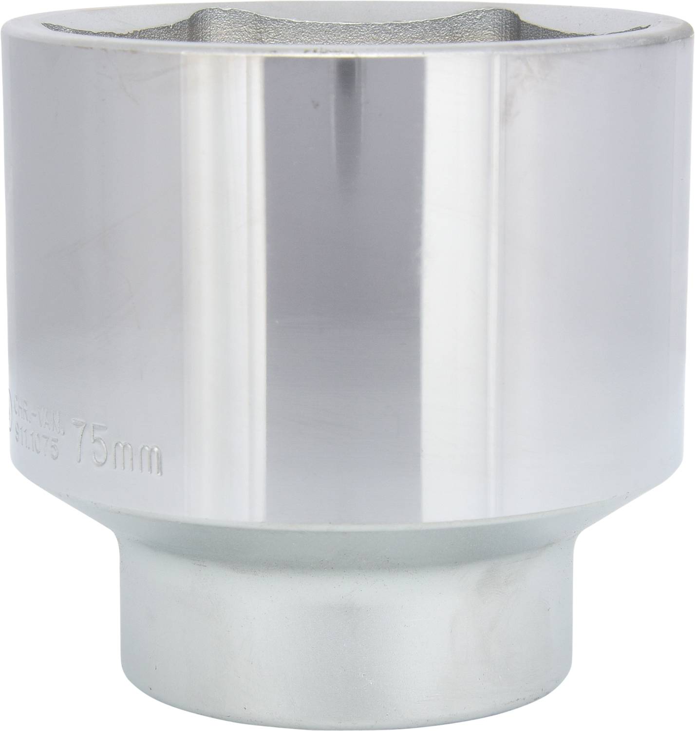 Eine silberne, zylindrische Stecknuss mit glatter Oberfläche, geeignet für den Einsatz in mechanischen Anwendungen. Text '75mm'.