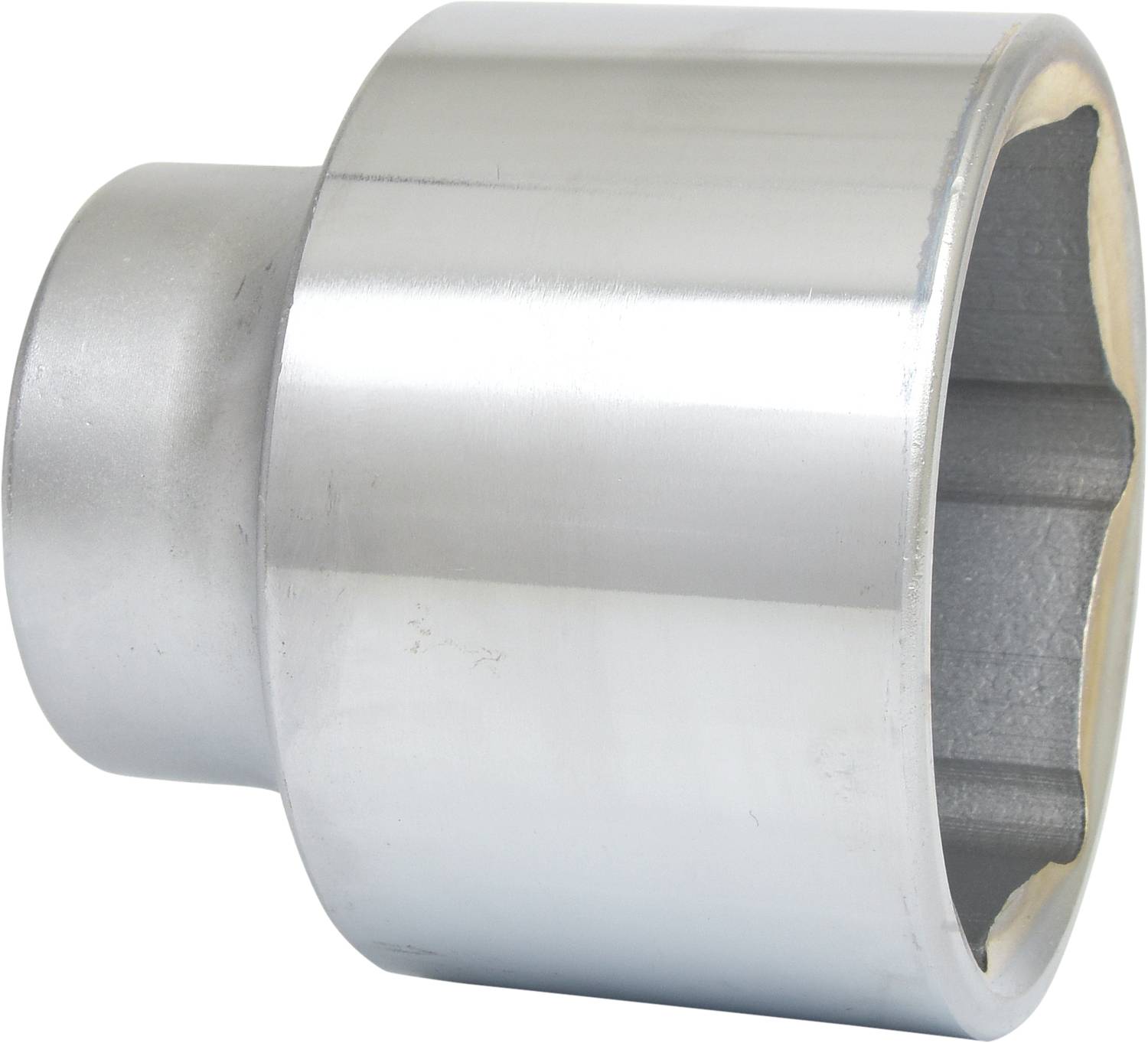 Metallischer Zylinder mit einer runden, hohlen Öffnung auf einer Seite, wahrscheinlich ein mechanisches Bauteil oder Werkzeugaufsatz.