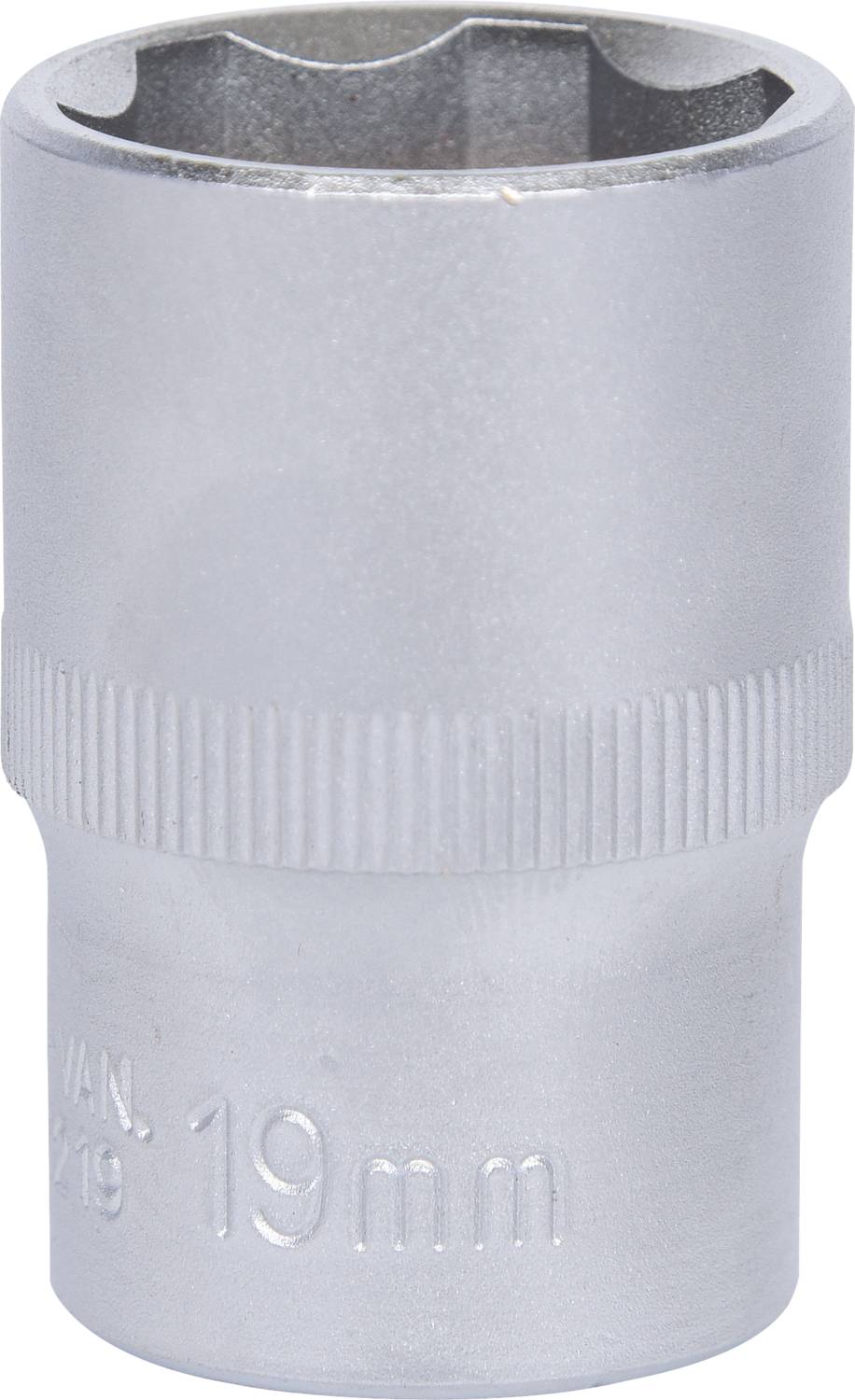Silberne 19 mm Stecknuss, zylindrische Form mit geriffeltem Griff für verbesserten Halt. Verwendet für Schraubarbeiten.
