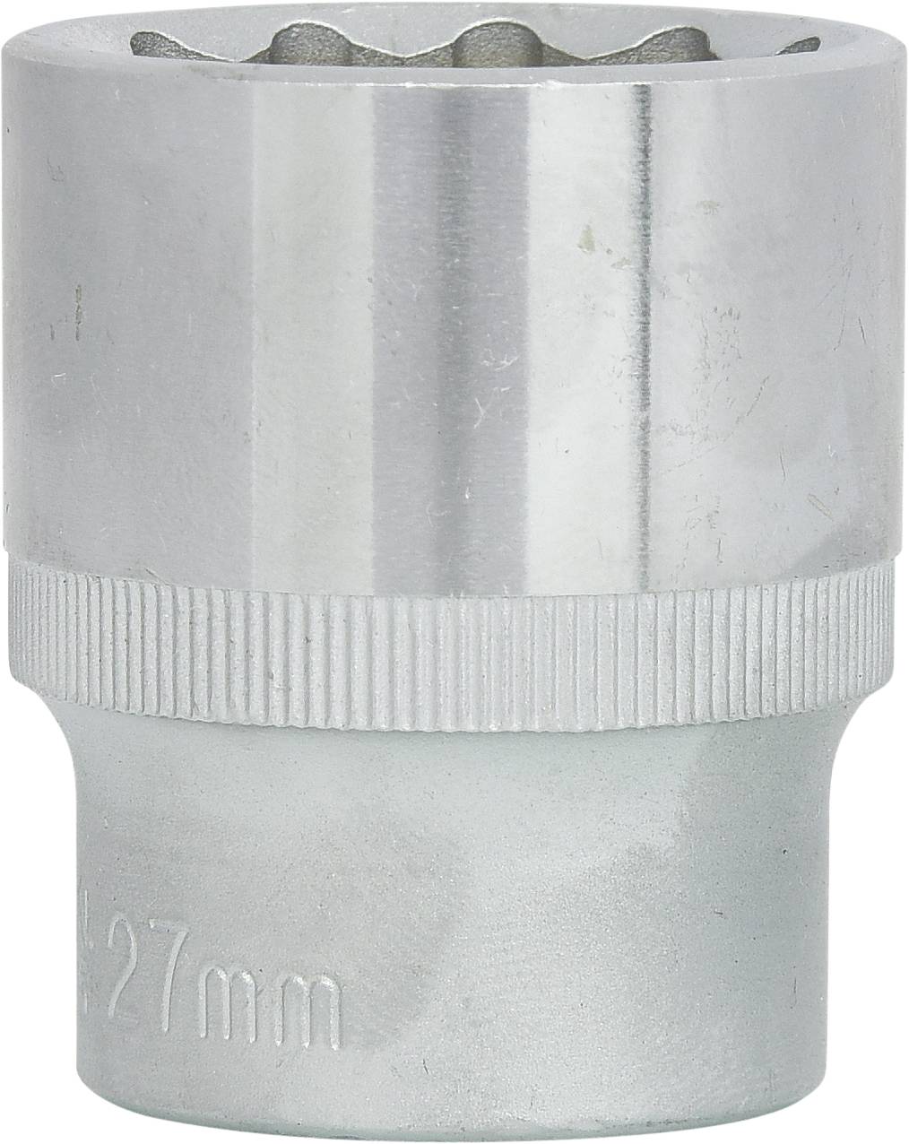 Eine verchromte Stecknuss mit geriffeltem Griff und '27 mm' Markierung, geeignet für Schraubenschlüssel oder Ratschenwerkzeuge.