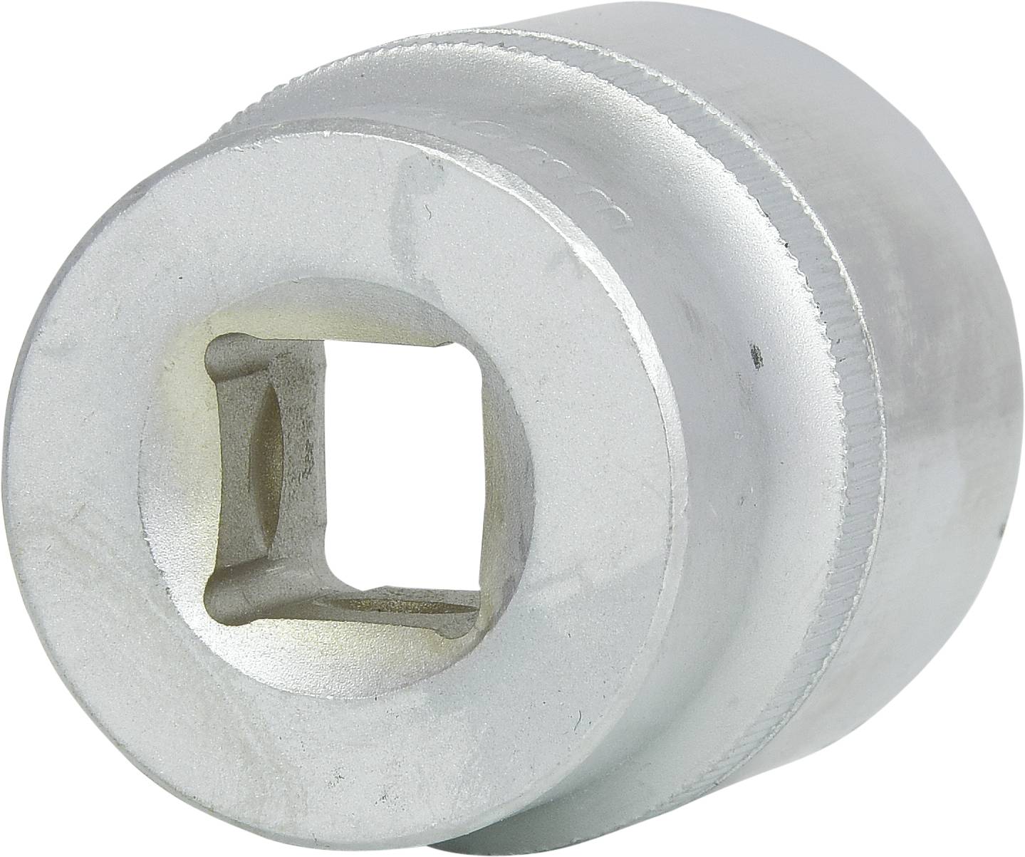 Metallische Steckschlüsselaufnahme, zylindrische Form, robustes Material, verwendet für Verbindung mit Ratschen oder Drehmomentschlüsseln.