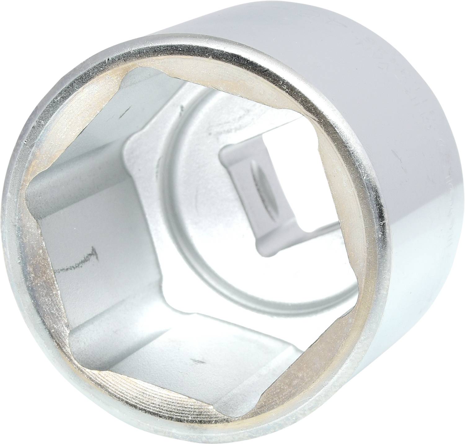 Metallsteckschlüssel mit sechseckiger Öffnung. Verwendet zum Lösen von Muttern und Bolzen in verschiedenen Größen.