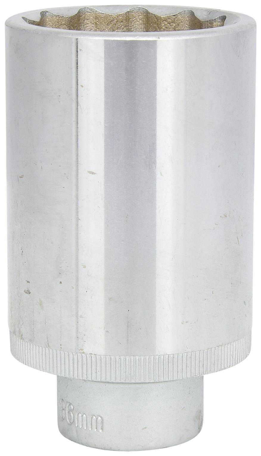 Metall-Stecknuss, silberfarben, 18mm. Geeignet zum Lösen oder Anziehen von Muttern und Schrauben, Teil eines Werkzeugsatzes.