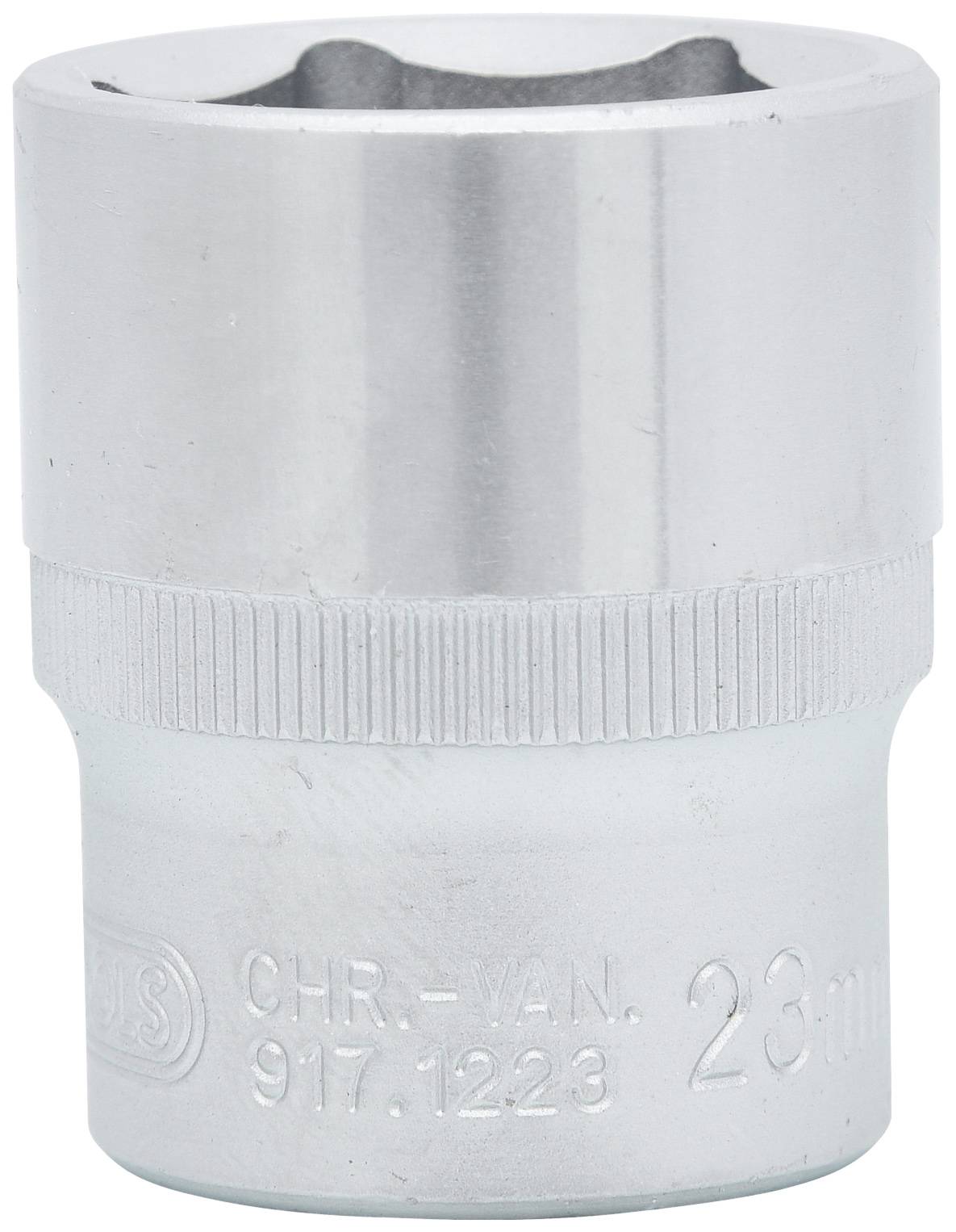 Metallische Stecknuss mit Aufschrift '23 mm', verwendet für Schraubarbeiten.