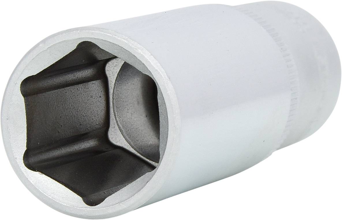 Ein silberfarbener Steckschlüssel mit sechs Kanten, verwendet zum Lösen oder Festziehen von Muttern und Schrauben.