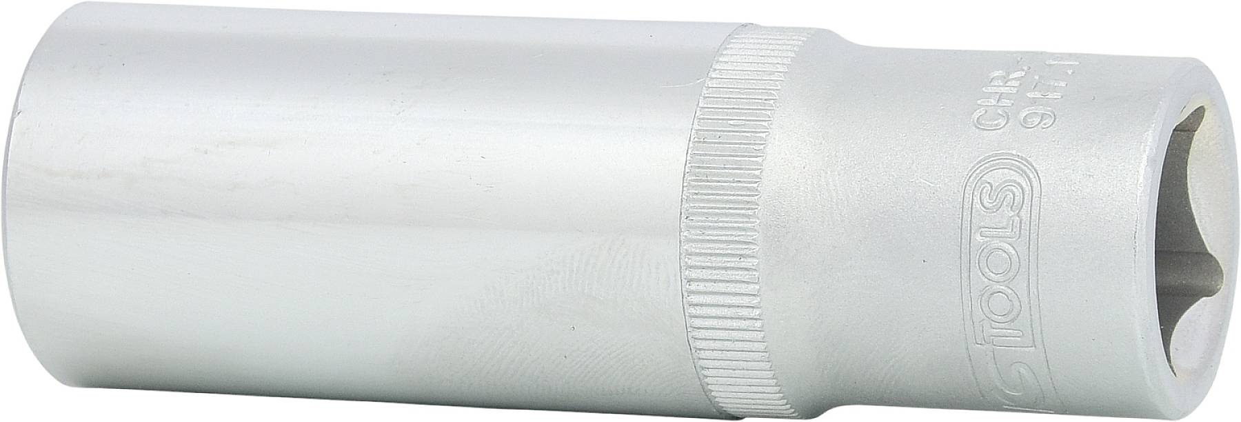 Ein silberner Sechskant-Steckschlüssel, geeignet für den Einsatz mit einer Ratsche, liegt horizontal auf weißem Hintergrund.