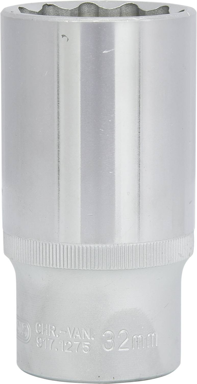 32mm Steckschlüssel mit Chrom-Vanadium-Ausführung, glänzendes Finish, gerippter Fuß für besseren Griff.