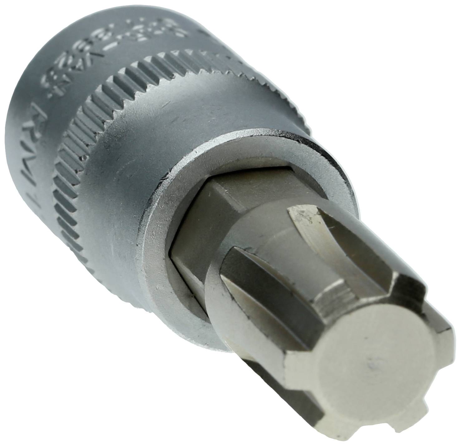 Ein silberner Vielzahnschlüsselaufsatz aus Metall, geformt für spezifische Schrauben. Geeignet für mechanische Arbeiten oder Reparaturen.