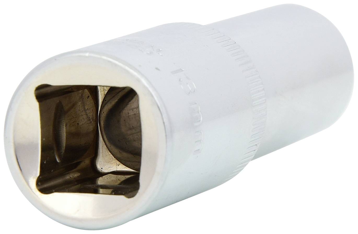 Ein silberner Steckschlüsseleinsatz mit quadratischer Aufnahme, auf weißem Hintergrund.