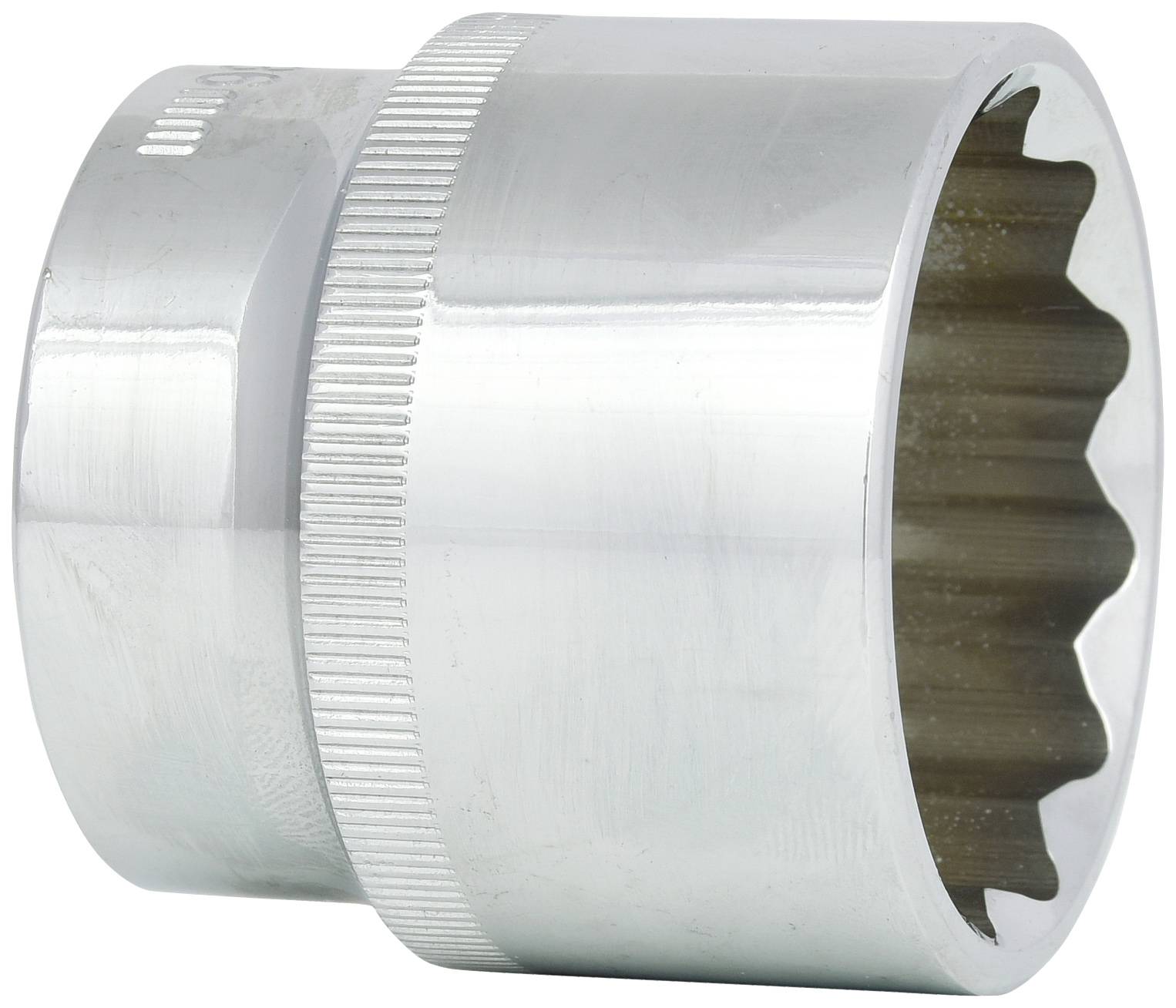 Ein silbernes Steckschlüssel-Werkzeug mit zylindrischer Form und einem geriffelten Rand für besseren Halt.