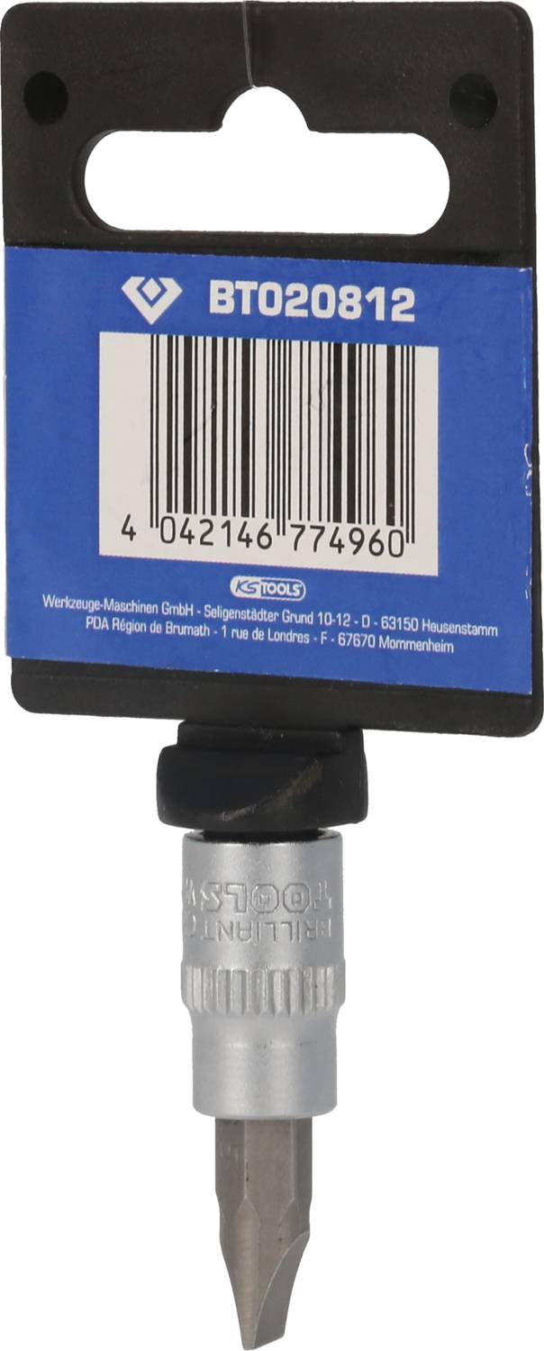 Ein Schraubendreher-Bit mit Verpackung, Barcode und Modellnummer 'BT020812', von einem deutschen Werkzeughersteller.