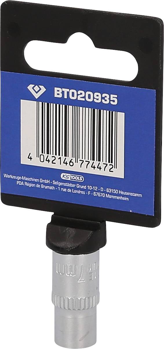 Metalladapter mit Barcode-Schilderung und Produktnummer 'BT020935', verwendet im Maschinenbau.