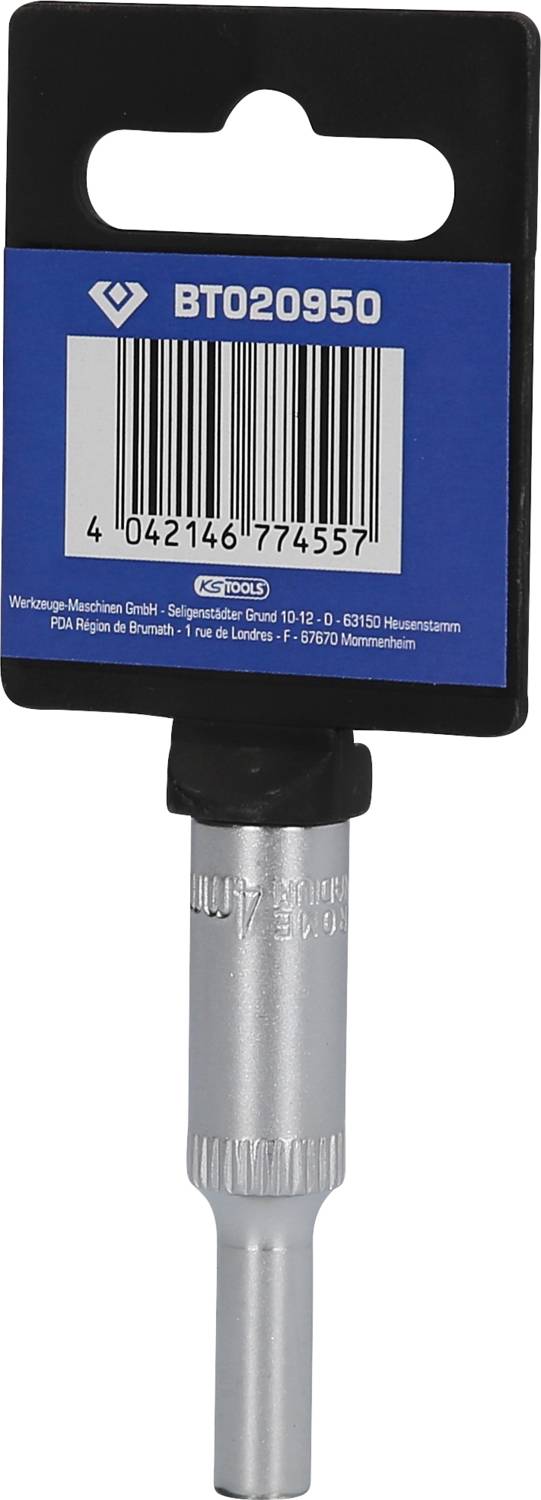 Ein Bit-Einsatz mit Befestigung auf einer blauen Karte mit Barcode und Produktnummer BT020950. Herstellerinfo auf der Karte.