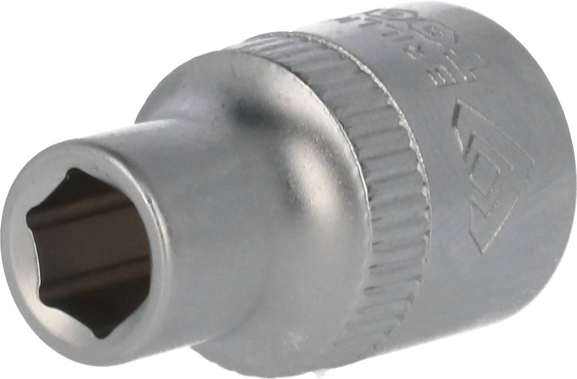 Metall-Steckschlüsselaufsatz mit sechskantiger Öffnung und geriffeltem Rand. Wird für den Einsatz mit Schraubenschlüsseln verwendet.